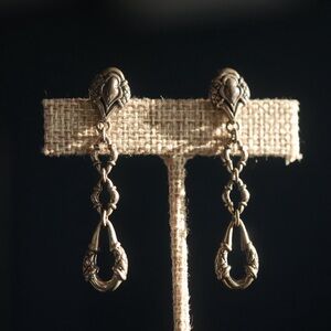 SCOTT KAY 18K Silver dangle earrings A38